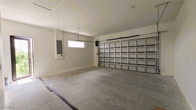 Foto del edificio - 9054 Lamkin Cir
