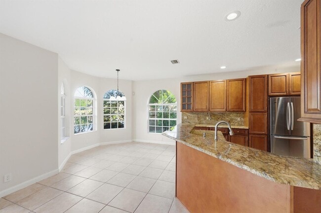 Building Photo - 207 Banyanwood Pt