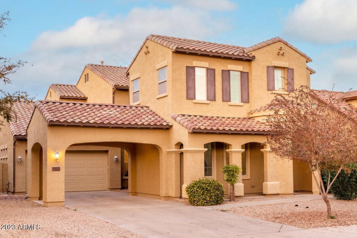 Primary Photo - 20244 E Silver Creek Ln
