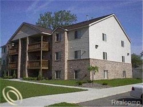 Primary Photo - 35390 Van Born Rd
