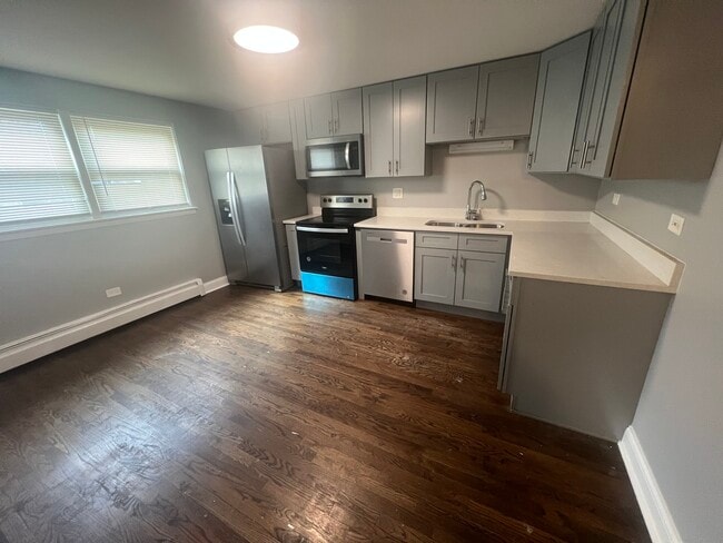 Building Photo - 6412 S Evans Ave