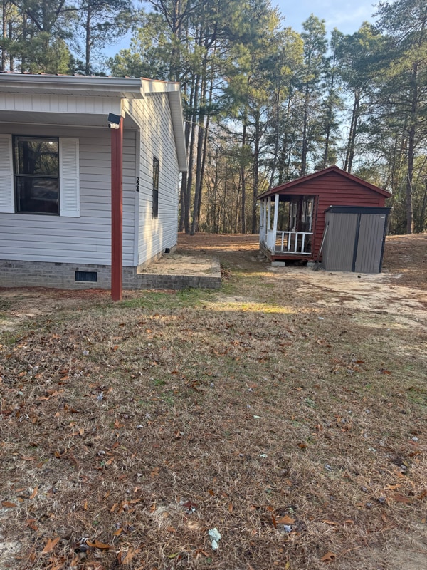 Building Photo - 224 Pinewood St