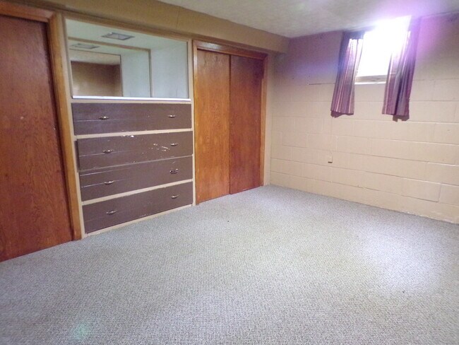 Bedroom - 105 Gilley Ave