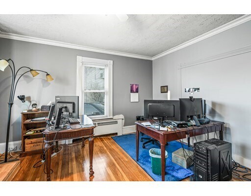 Primary Photo - 103 Montvale Ave