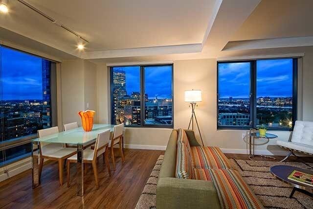 Building Photo - bedroom in Boston MA 02116