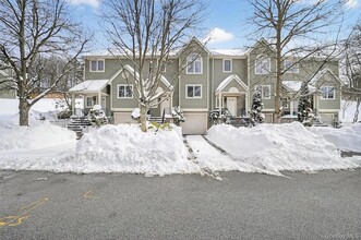 Building Photo - 2003 Regent Dr