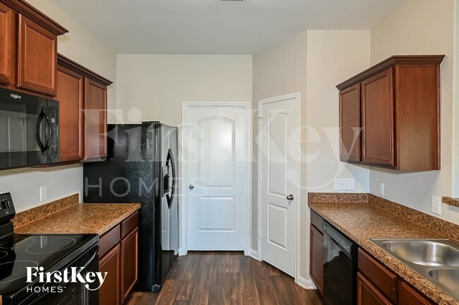 Building Photo - 14281 Bridgeview Ln