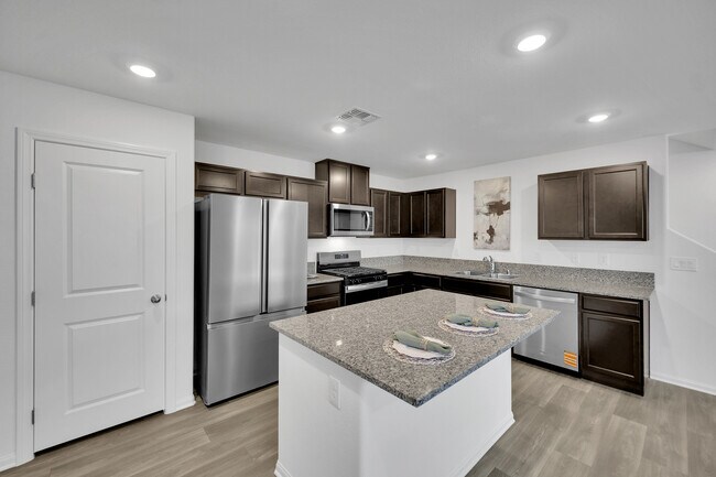 Foto del edificio - 6050 Swift Lariat St