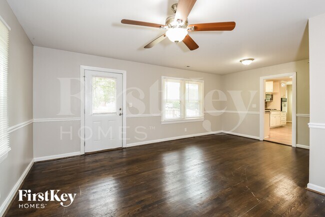 Building Photo - 3861 Furr Ave