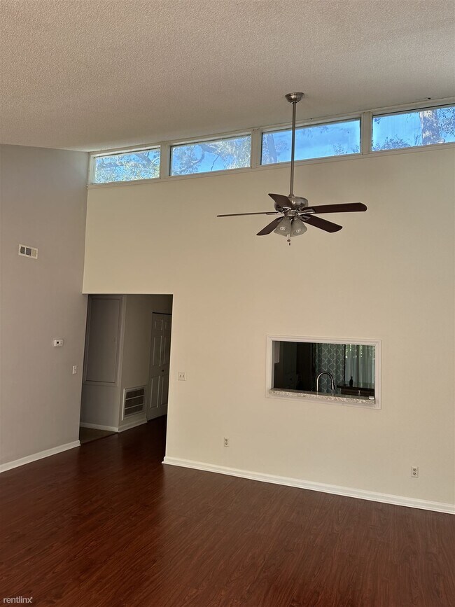 Foto del edificio - 3 br, 2 bath Townhome - 47 Wedgefield