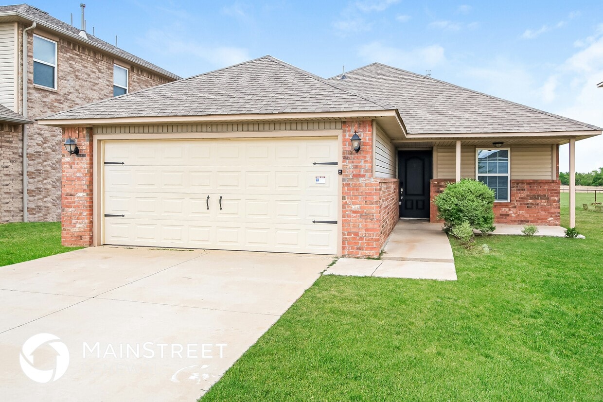 Foto principal - 7108 Meadow Lake Dr
