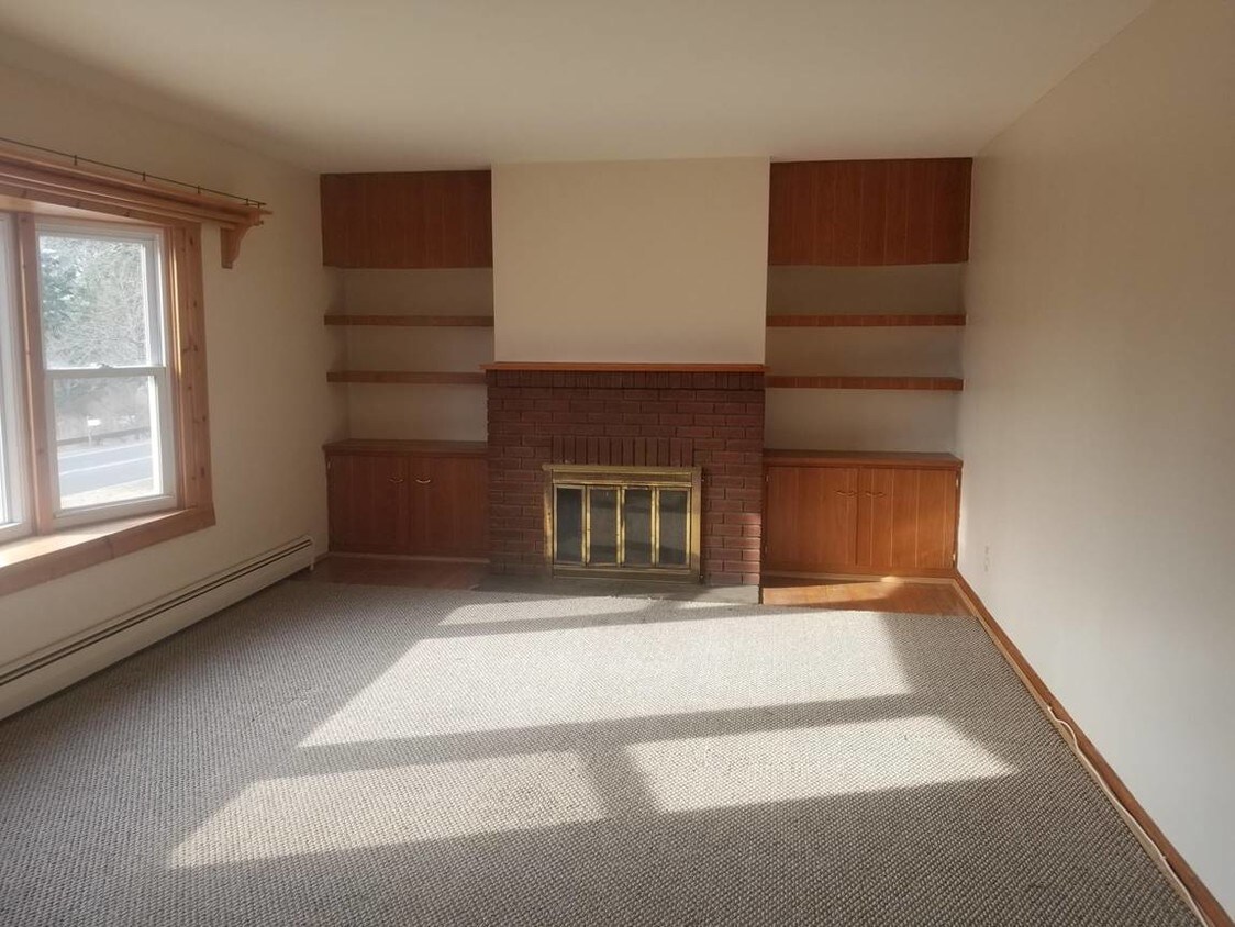 Foto principal - 259 Noxon Rd