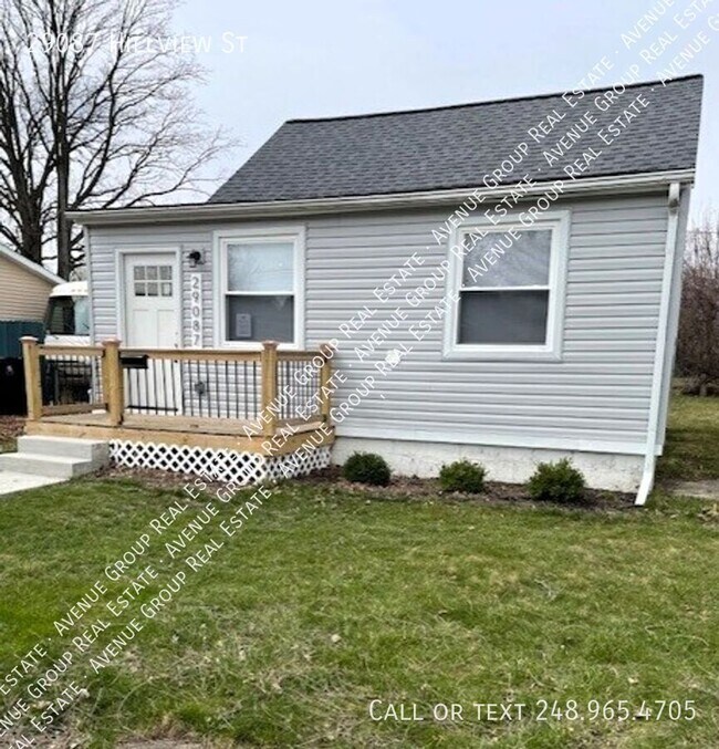 Building Photo - 29087 Hillview St