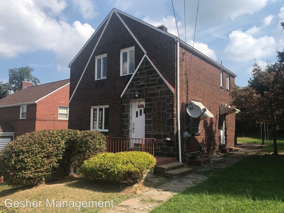 Primary Photo - 1005 Craig St