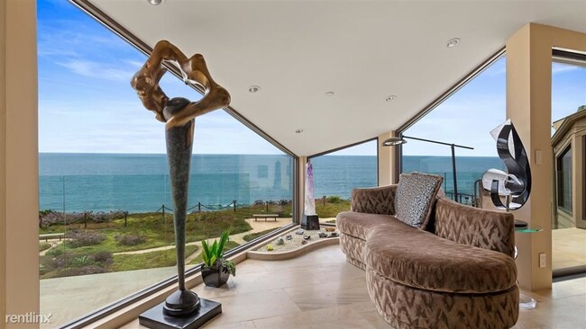 Foto del edificio - 3 br, 3 bath House - 205 S Helix # 71/72