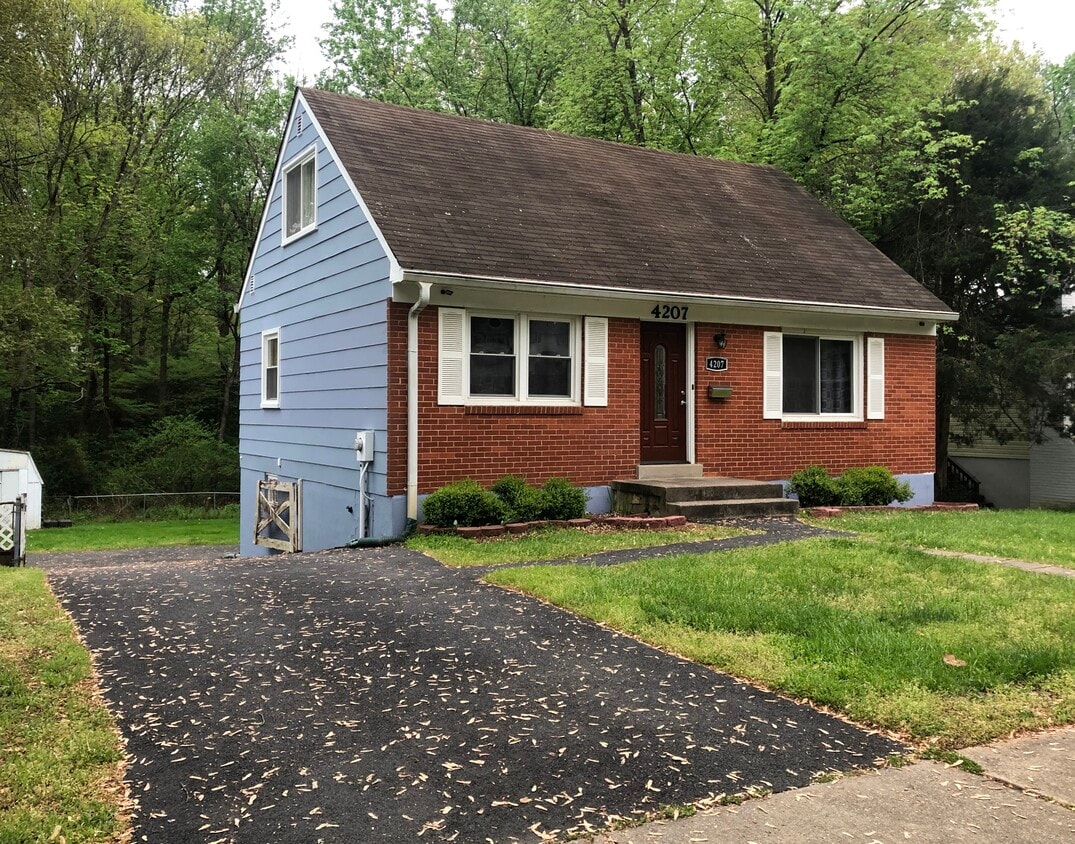 Primary Photo - 4207 Glendale Rd