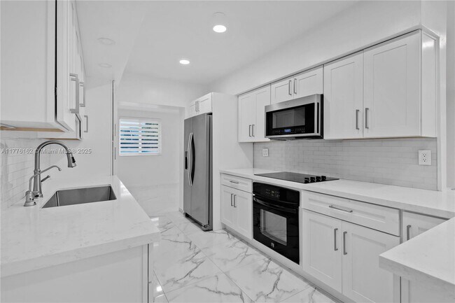 Foto del edificio - 9375 SW 181st St