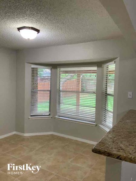 Foto del edificio - 3311 Steeplechase Trail