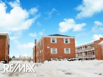 Primary Photo - 1950 Parkside Dr