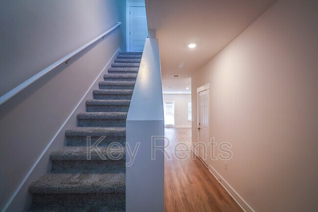 Foto del edificio - 1646 Iroquois Ct