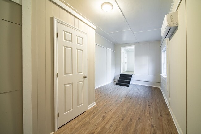 Building Photo - Beautifully Updated Corner Lot Home!