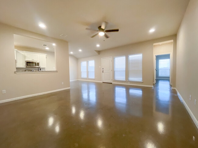 Building Photo - 108 W Windmill Way