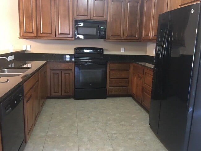 Building Photo - 108 Lemons Dr