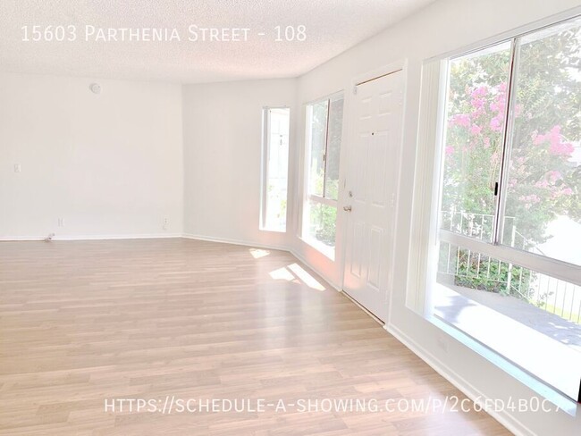 Foto del edificio - Beautiful updated spacious 2 Bed + 2 Bath ...