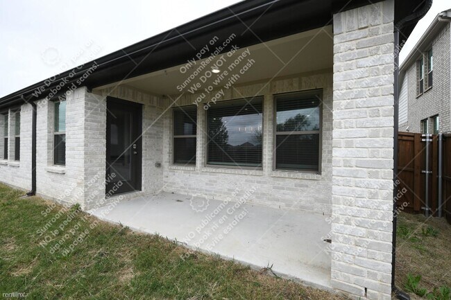 Building Photo - 4 br, 2 bath House - 608 Congressional Ave