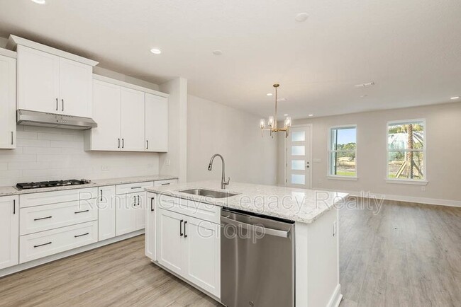 Building Photo - 24 Seaport Ln