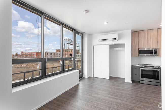 Estudio - 385SF - Boxcar Apartments