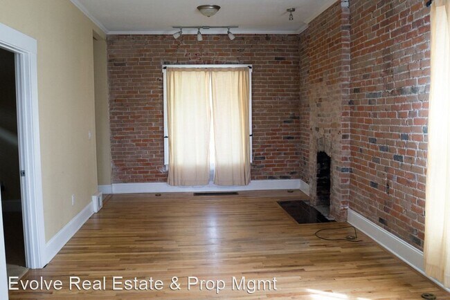 Building Photo - 2 br, 2 bath House - 3015 N Williams Street