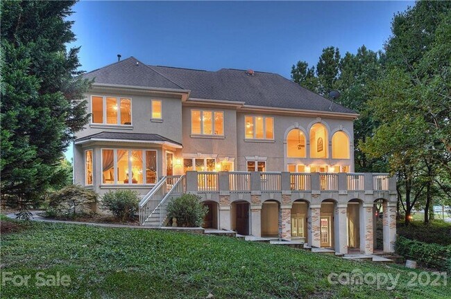 Foto del edificio - 2427 Mt Isle Harbor Dr