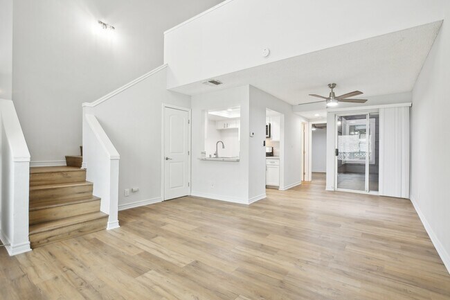Foto del edificio - 129 S Olive St