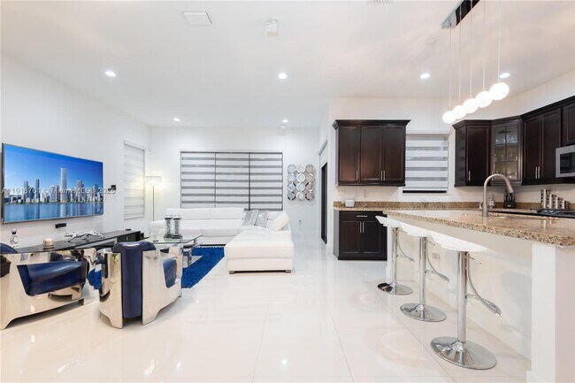 Foto del edificio - 9735 W 34th Ct