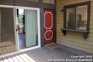 Foto del edificio - 11815 Vance Jackson Rd
