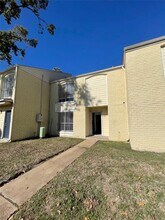 Building Photo - 6200 W Tidwell Rd
