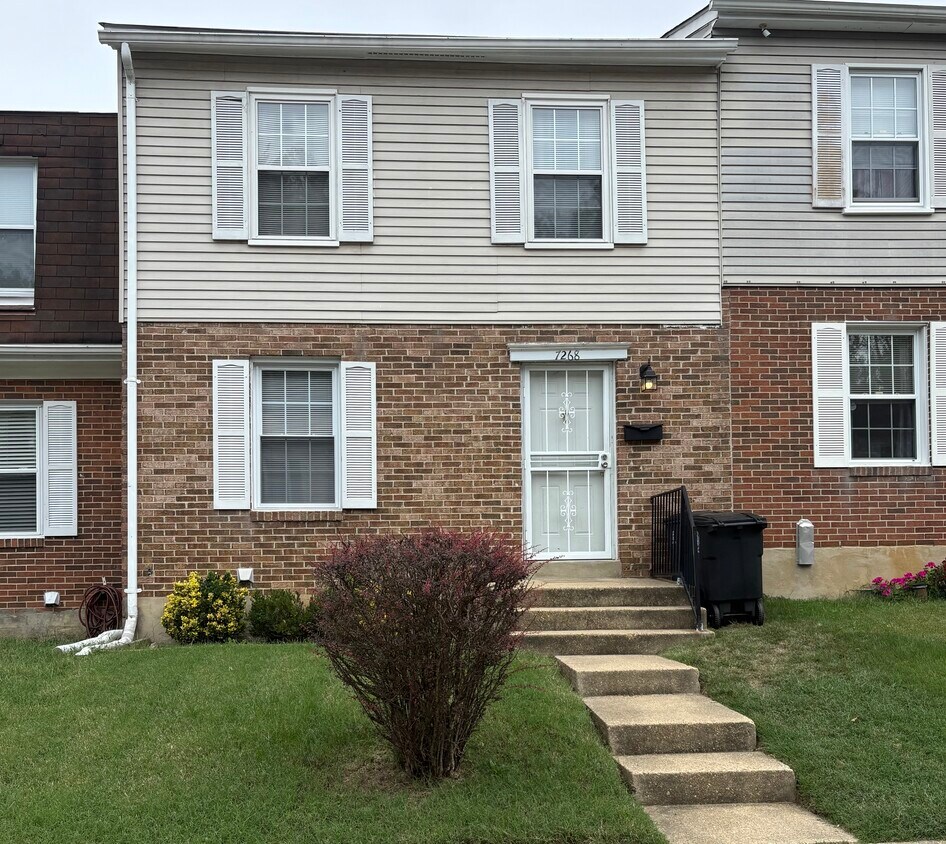 Foto principal - 7268 Wood Hollow Ter