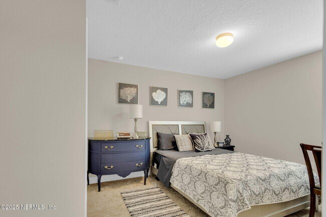 Foto del edificio - 2928 Cold Stream Ln