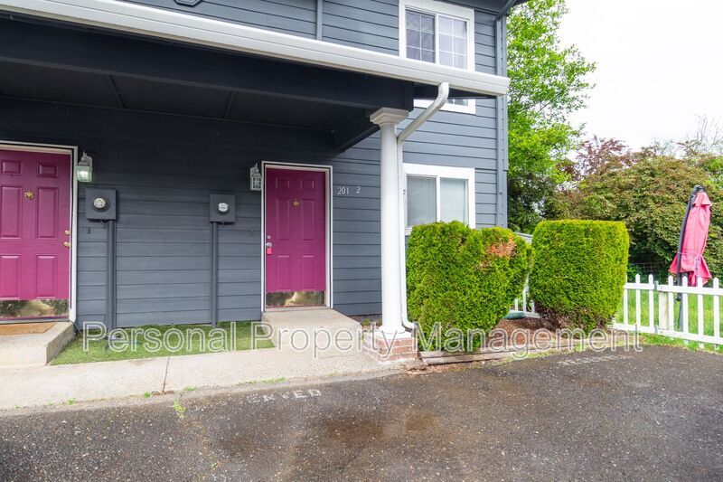 203 SE 5th Ave, Battle Ground, WA 98604 Townhome Rentals in Battle