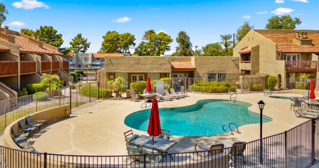 Building Photo - 14203 N 19th Ave