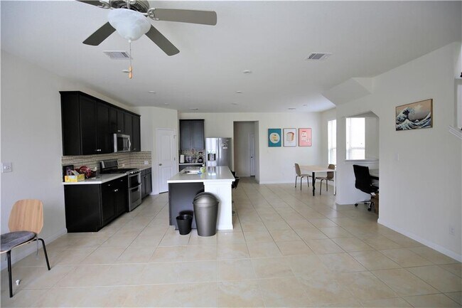 Building Photo - 2932 Cotton Gin Dr