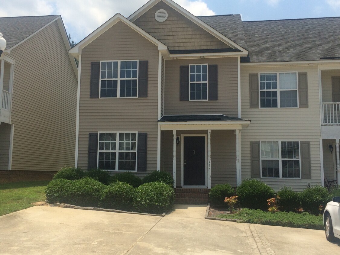 Primary Photo - 112 Gatwick Ct