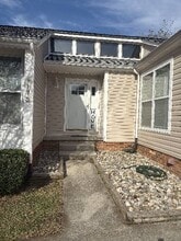 Building Photo - 173 Winding Creek Cir NW