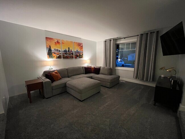 Foto del edificio - 1328 NW Fall Ave