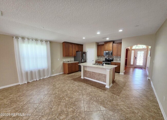 Foto del edificio - 529 Casa Sevilla Ave