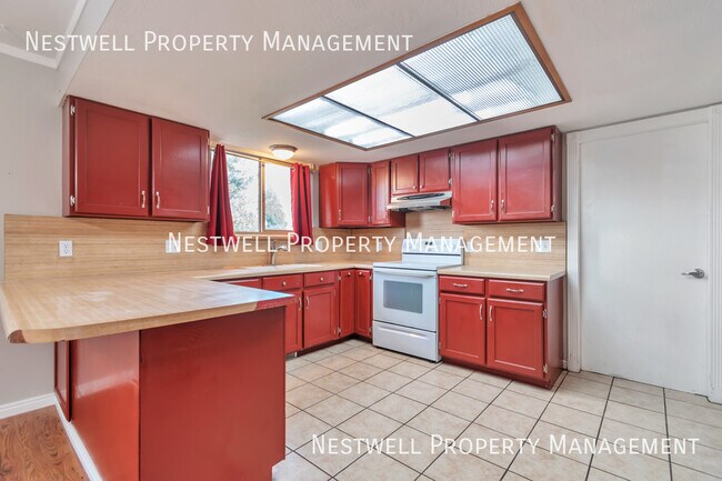 Building Photo - 7146 Angelsea Dr
