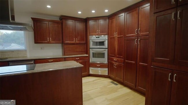 Foto del edificio - 1180 Fairfield Drive