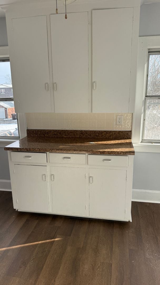 Foto del edificio - 453 Baldwin Ave