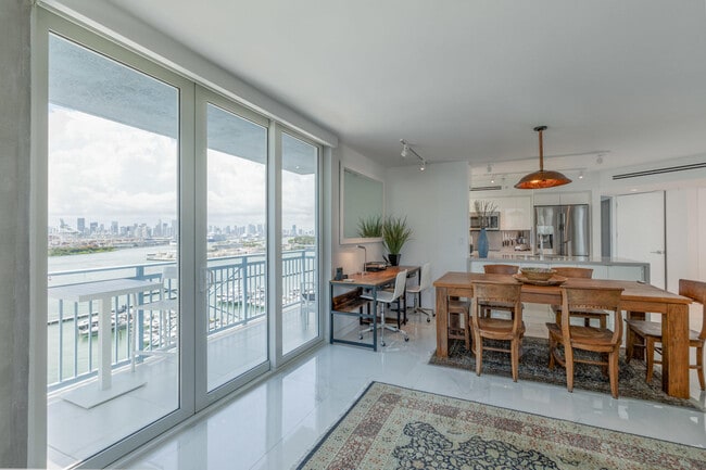 Foto del edificio - 90 Alton Rd